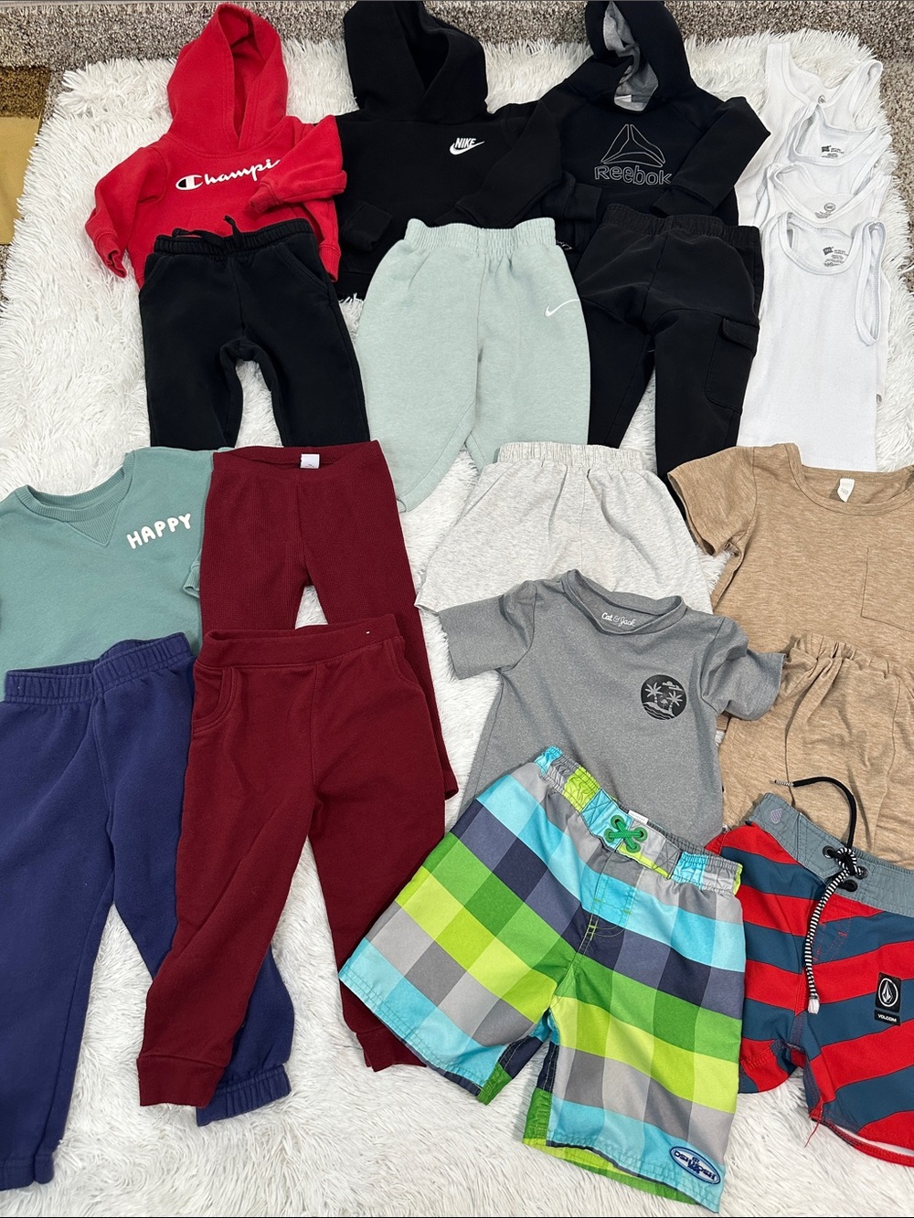 🪎 Bundle of 20 Boys Clothing Size 24mo/2T